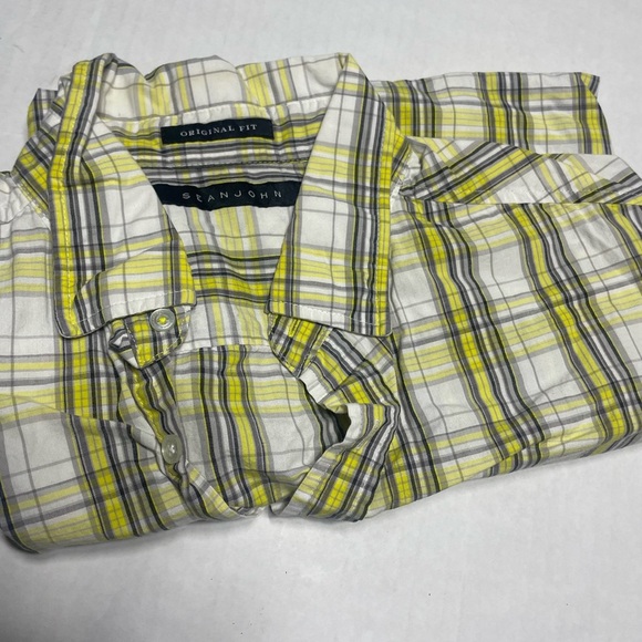 ☀️☀️Men’s Lot of Button down short sleeve shirts size L  3 shirts one price - Picture 6 of 8